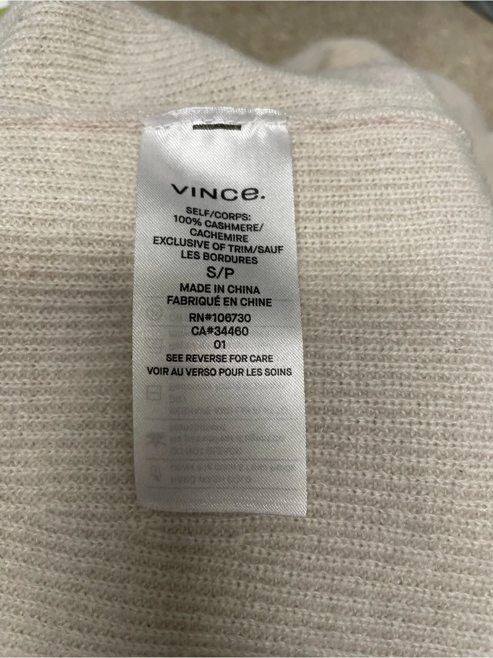 Vince 100% Cashmere Directional Ribbed Crew Neck Sweater in Heather Cloud Small